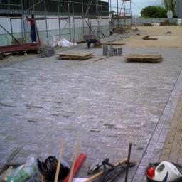 układanie kostki brukowej